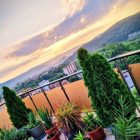 The View Veliko Tarnovo Appartement Buitenkant foto