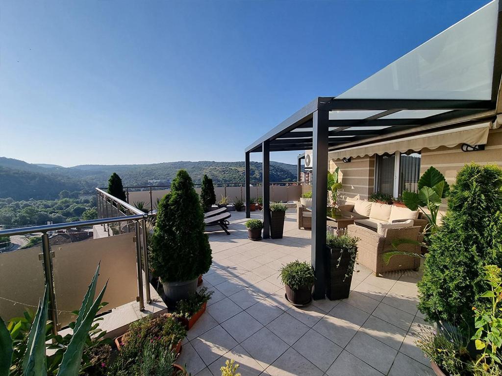 The View Veliko Tarnovo Appartement Buitenkant foto